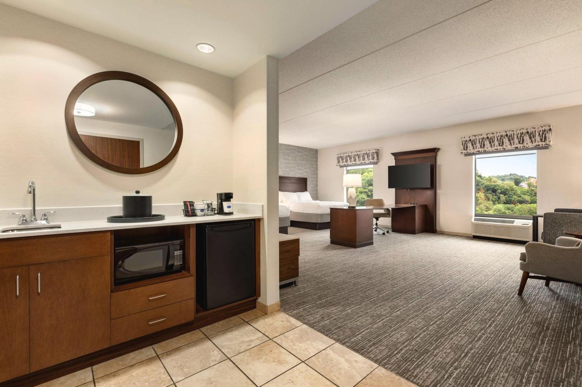 Hampton Inn & Suites Pittsburgh Waterfront West Homestead Экстерьер фото